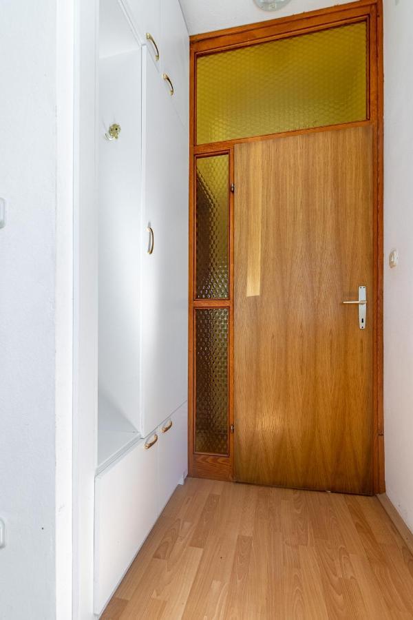 Apartments With A Parking Space Ivan Dolac, Hvar - 15784 Exterior photo