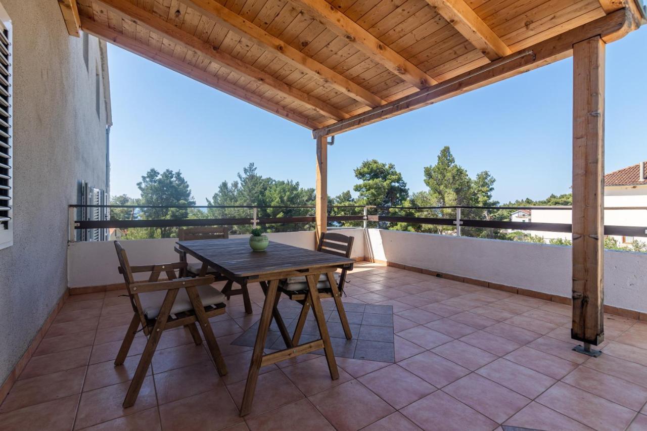 Apartments With A Parking Space Ivan Dolac, Hvar - 15784 Exterior photo
