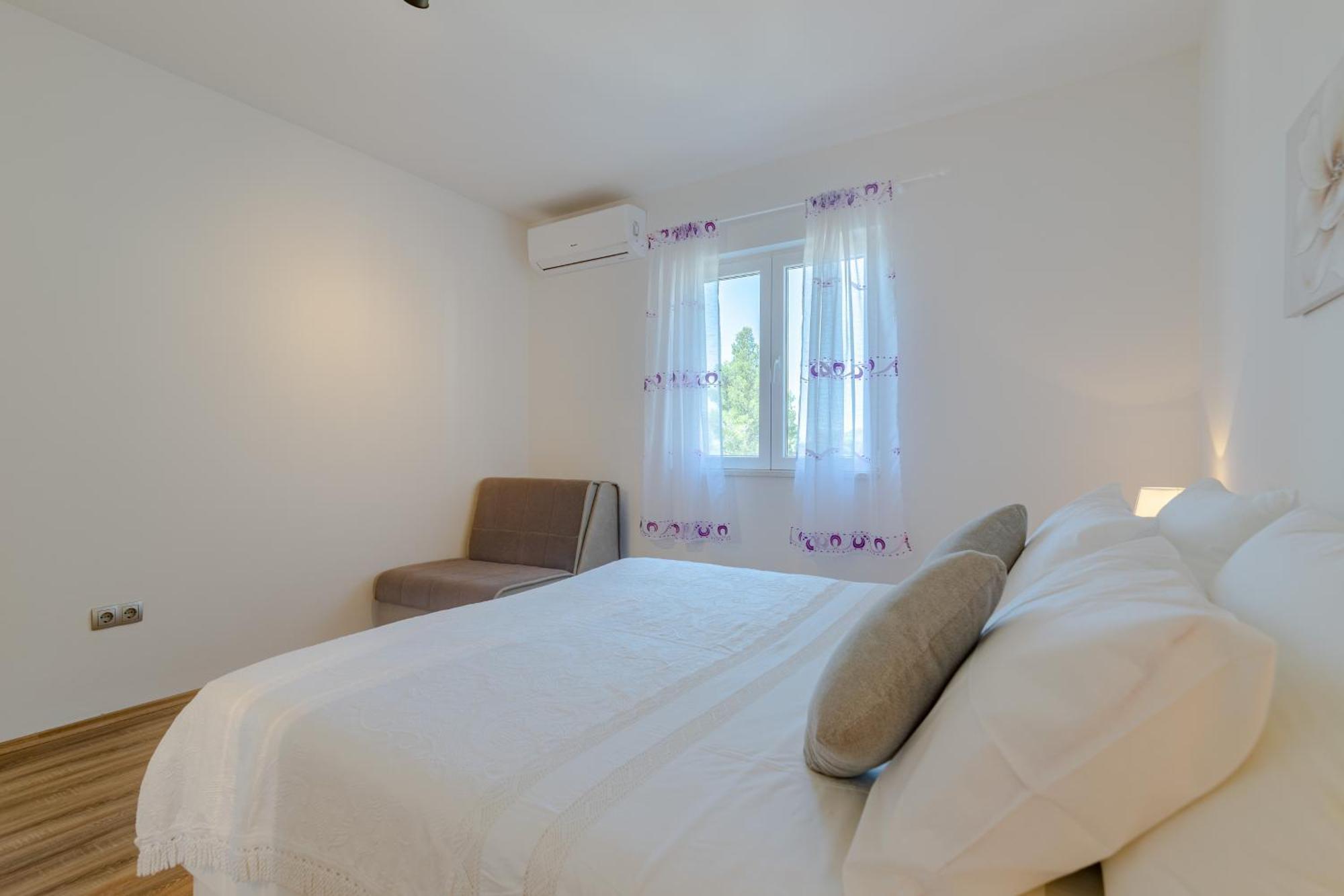 Apartments With A Parking Space Ivan Dolac, Hvar - 15784 Room photo